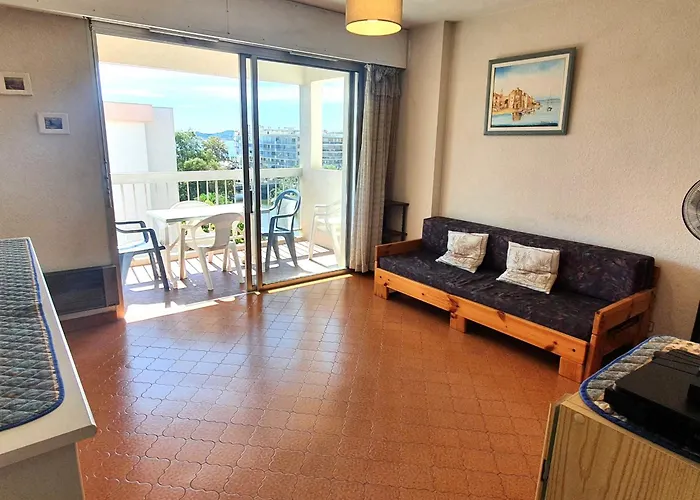 2 Pieces Avec Parking Et Animaux Admis - Fr-1-780-69 Apartmán Sainte-Maxime
